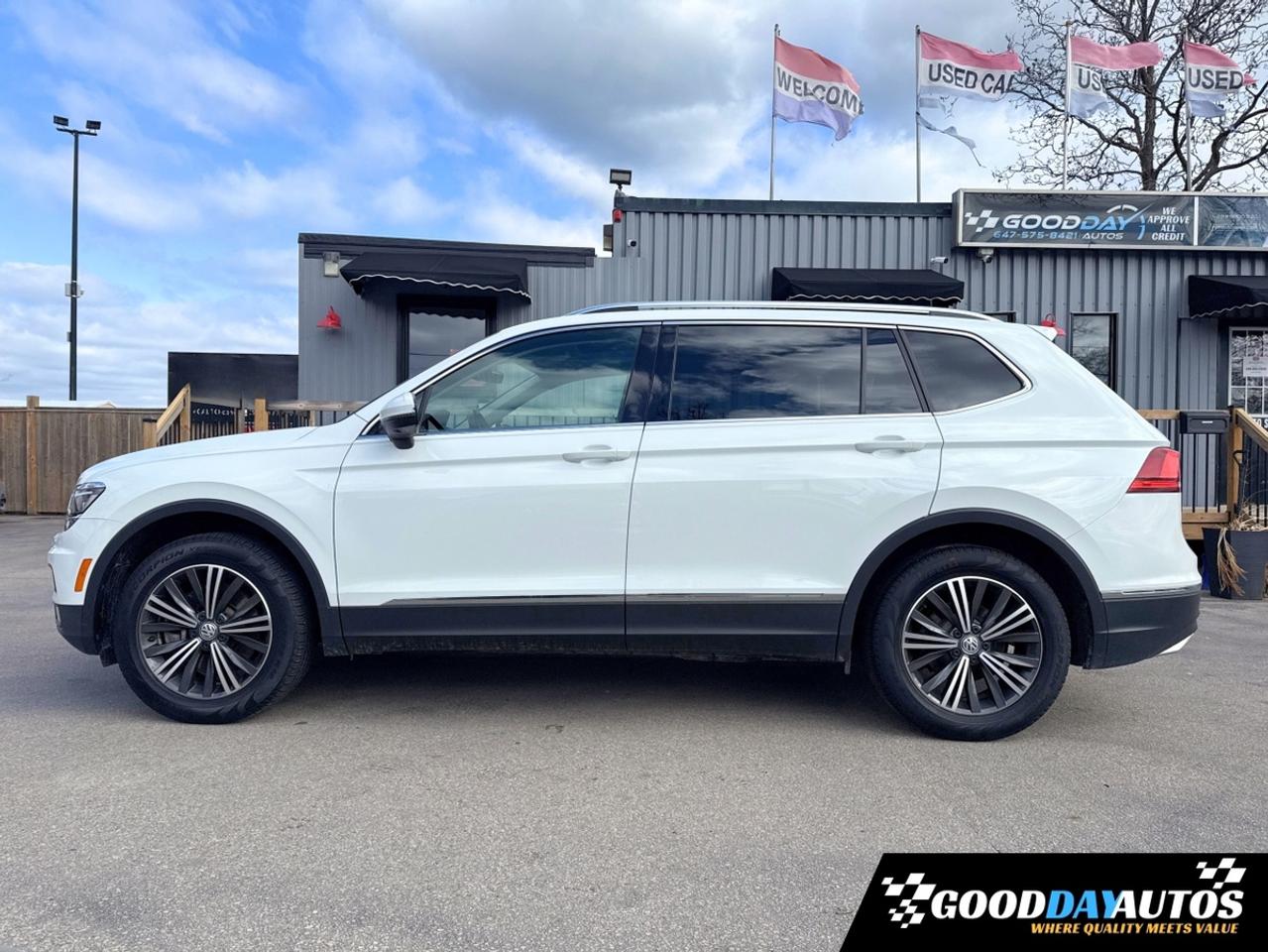 2019 Volkswagen Tiguan HIGHLINE | ONE OWNER | 2 SETS OF TIRES & RIMS Photo