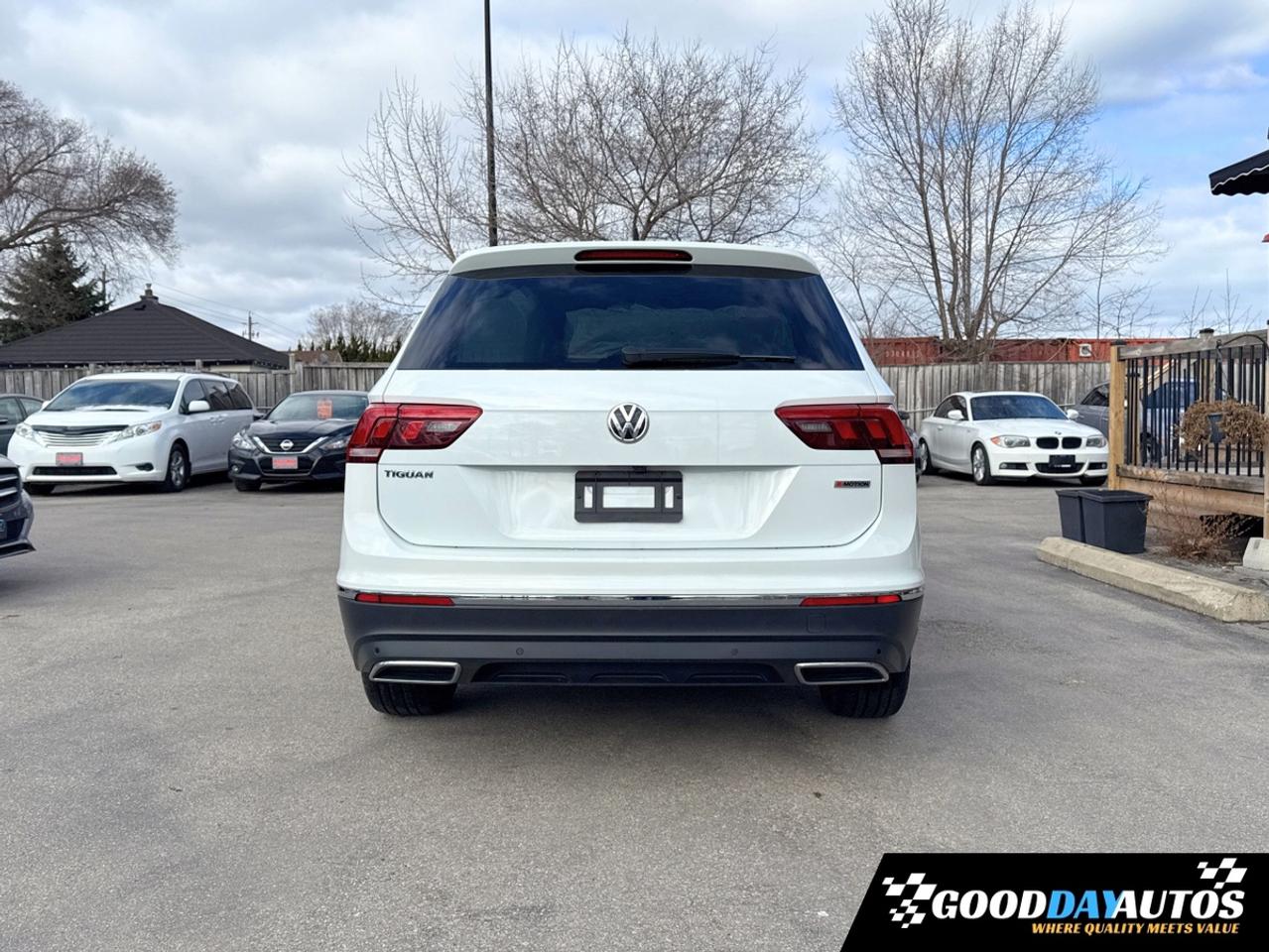 2019 Volkswagen Tiguan HIGHLINE | ONE OWNER | 2 SETS OF TIRES & RIMS Photo