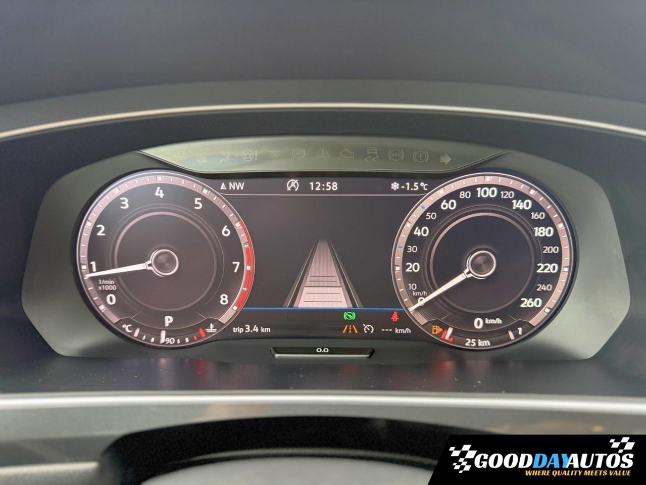 2019 Volkswagen Tiguan HIGHLINE | ONE OWNER | 2 SETS OF TIRES & RIMS Photo