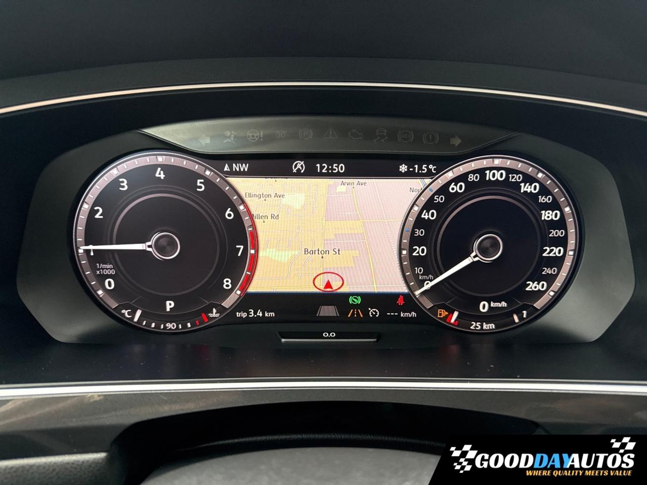 2019 Volkswagen Tiguan HIGHLINE | ONE OWNER | 2 SETS OF TIRES & RIMS Photo