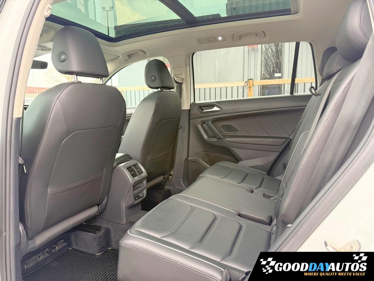 2019 Volkswagen Tiguan HIGHLINE | ONE OWNER | 2 SETS OF TIRES & RIMS Photo