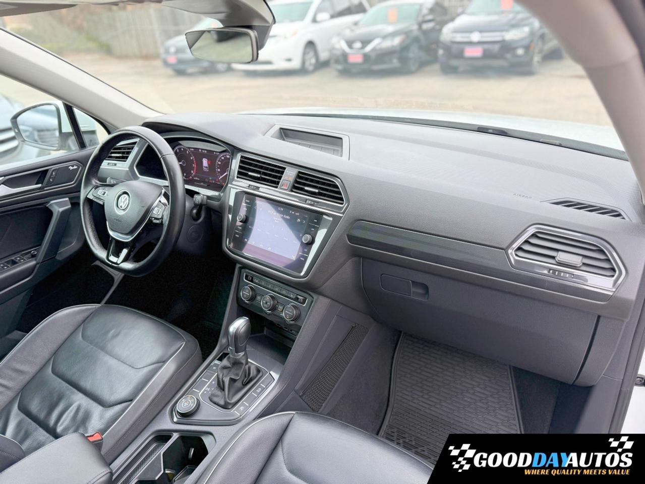 2019 Volkswagen Tiguan HIGHLINE | ONE OWNER | 2 SETS OF TIRES & RIMS Photo