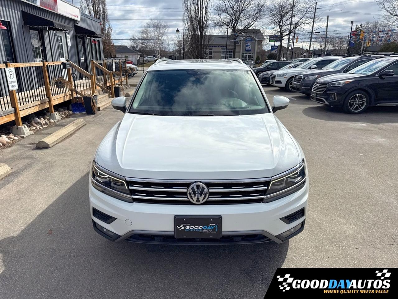 2019 Volkswagen Tiguan HIGHLINE | ONE OWNER | 2 SETS OF TIRES & RIMS Photo