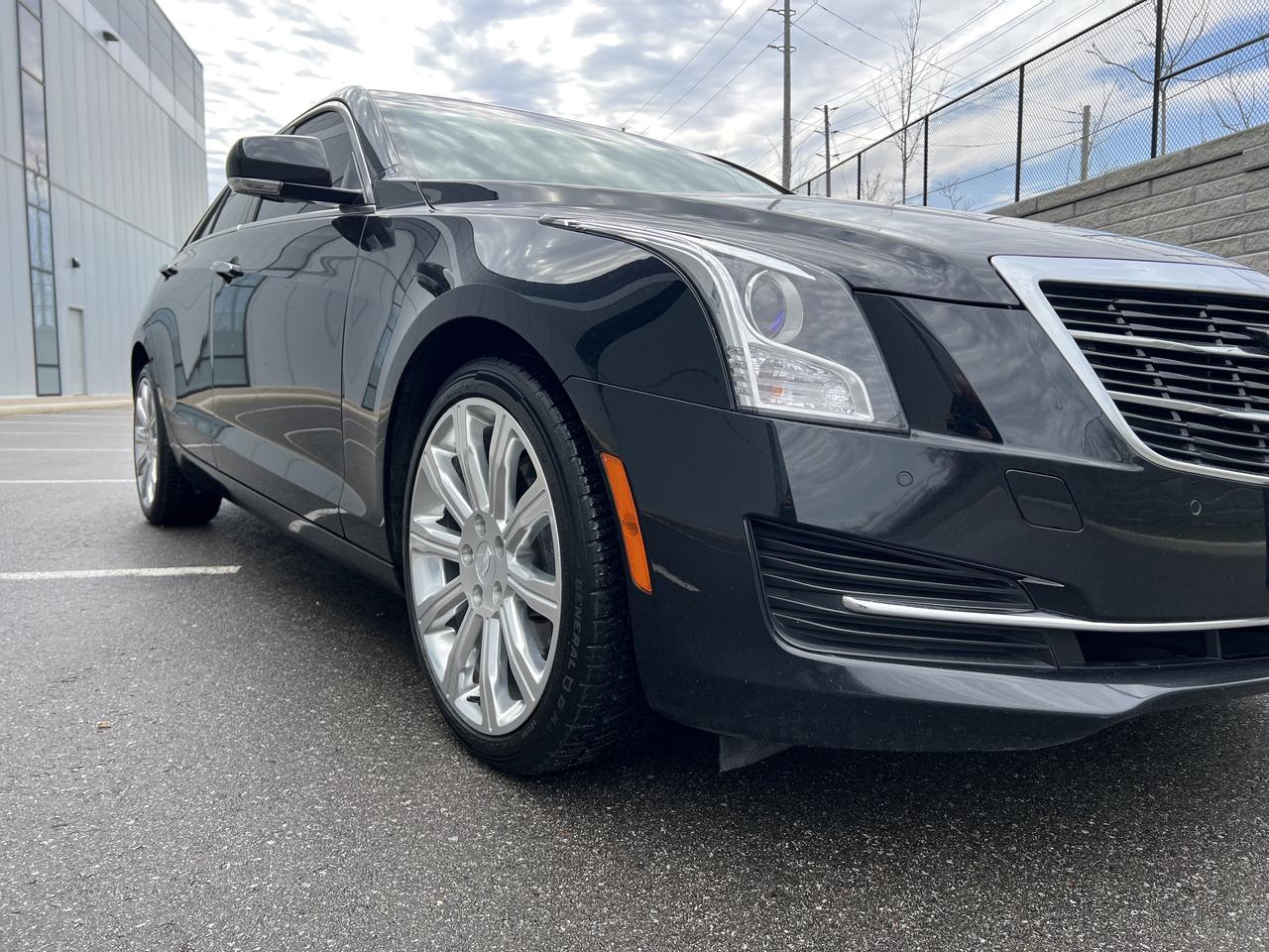 2017 Cadillac ATS Luxury Photo