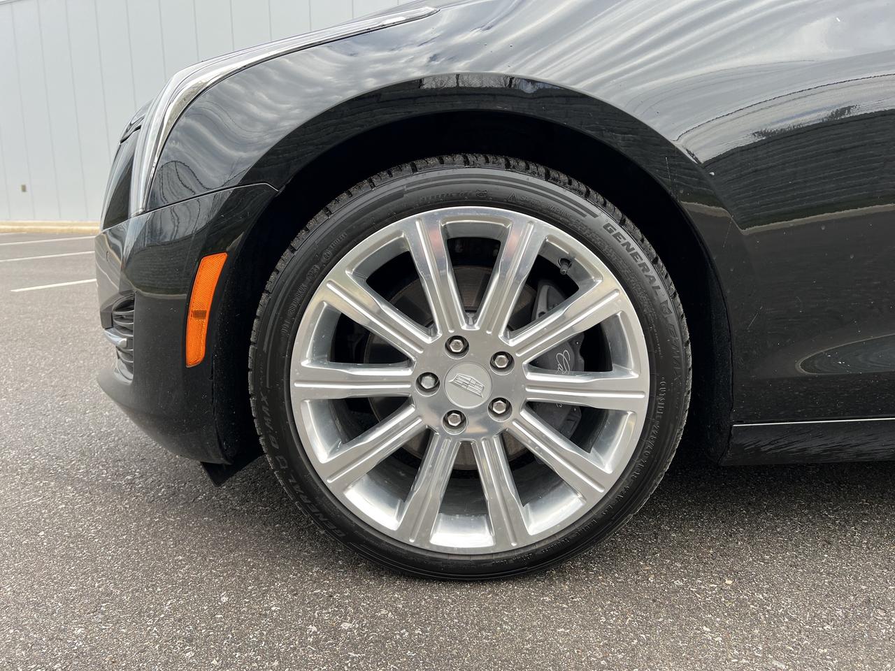 2017 Cadillac ATS Luxury Photo