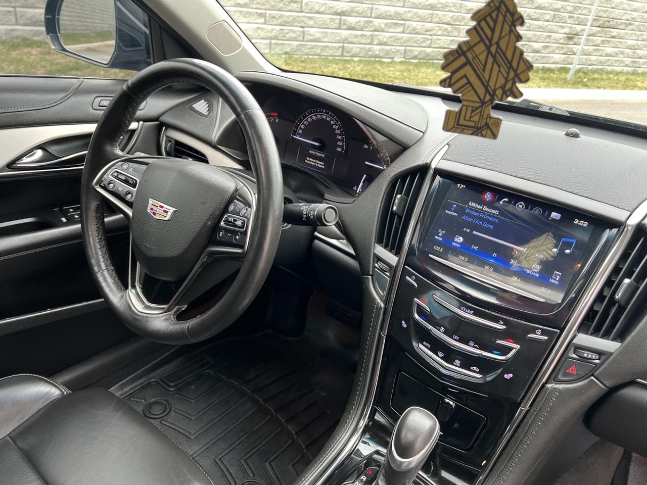 2017 Cadillac ATS Luxury Photo