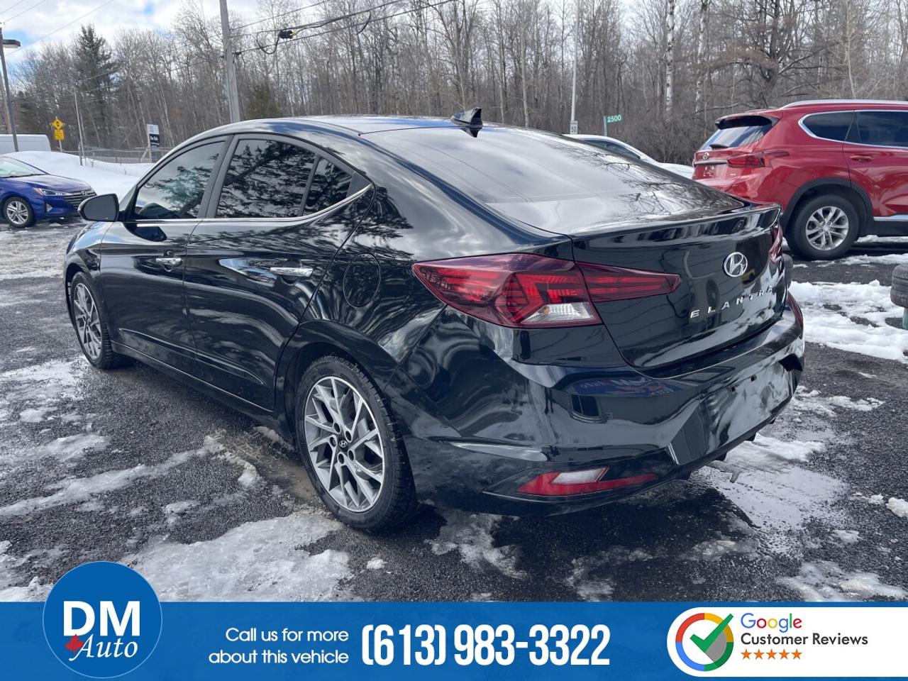 2020 Hyundai Elantra Luxury Photo