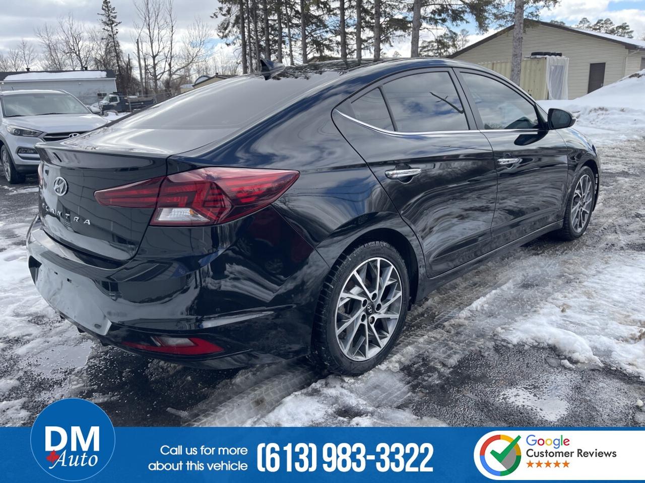 2020 Hyundai Elantra Luxury Photo