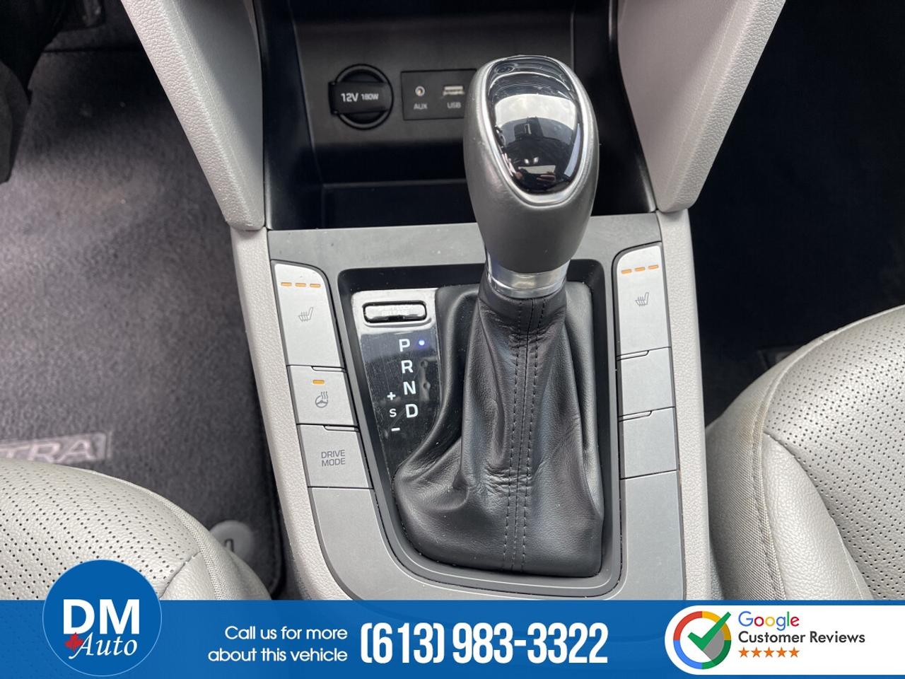 2020 Hyundai Elantra Luxury Photo