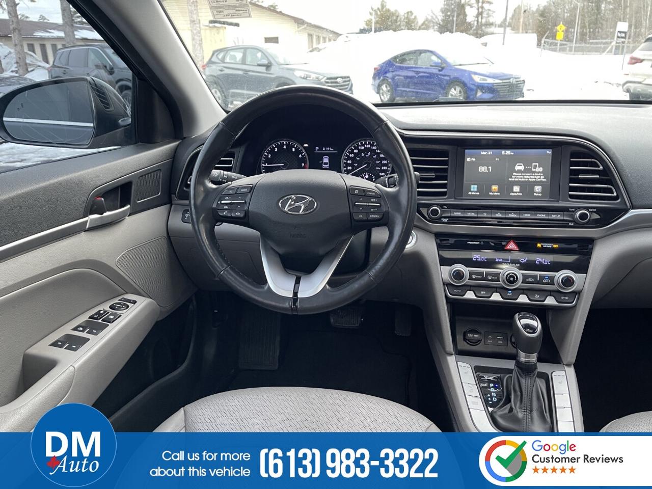 2020 Hyundai Elantra Luxury Photo