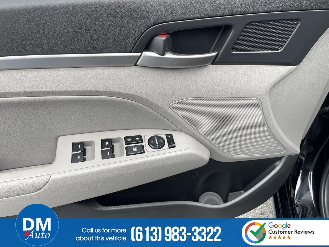 2020 Hyundai Elantra Luxury Photo