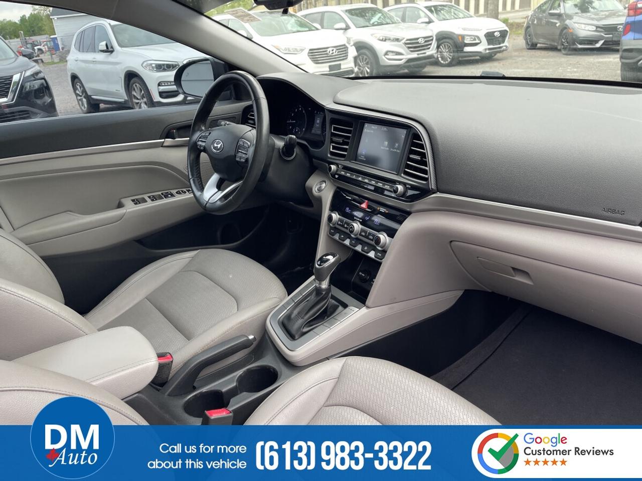 2020 Hyundai Elantra Luxury Photo