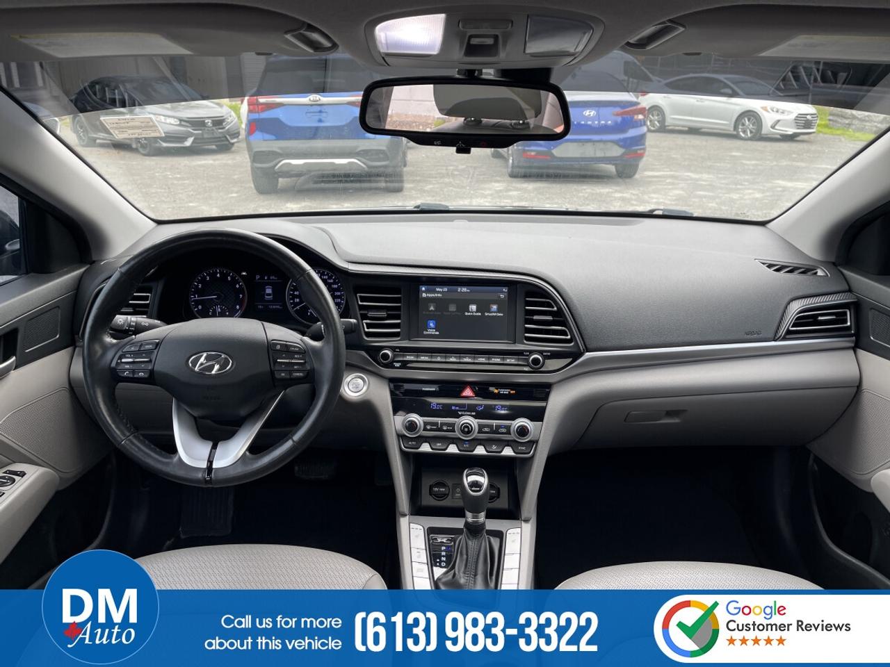 2020 Hyundai Elantra Luxury Photo