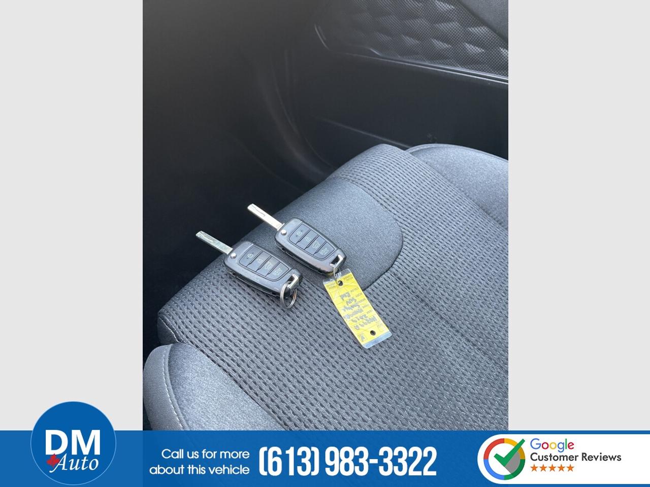 2019 Hyundai Santa Fe SE Photo