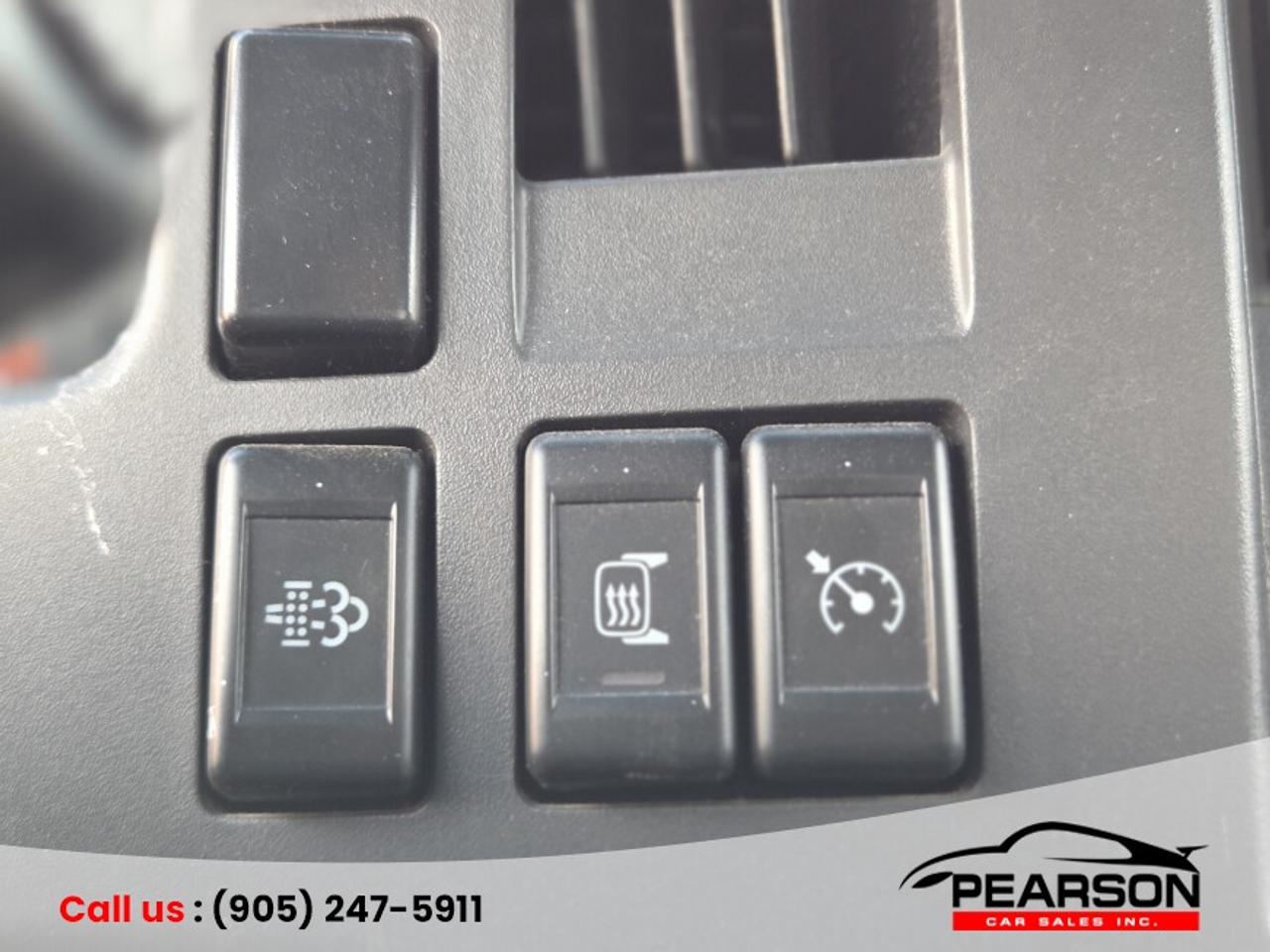 2018 Isuzu NRR  Photo