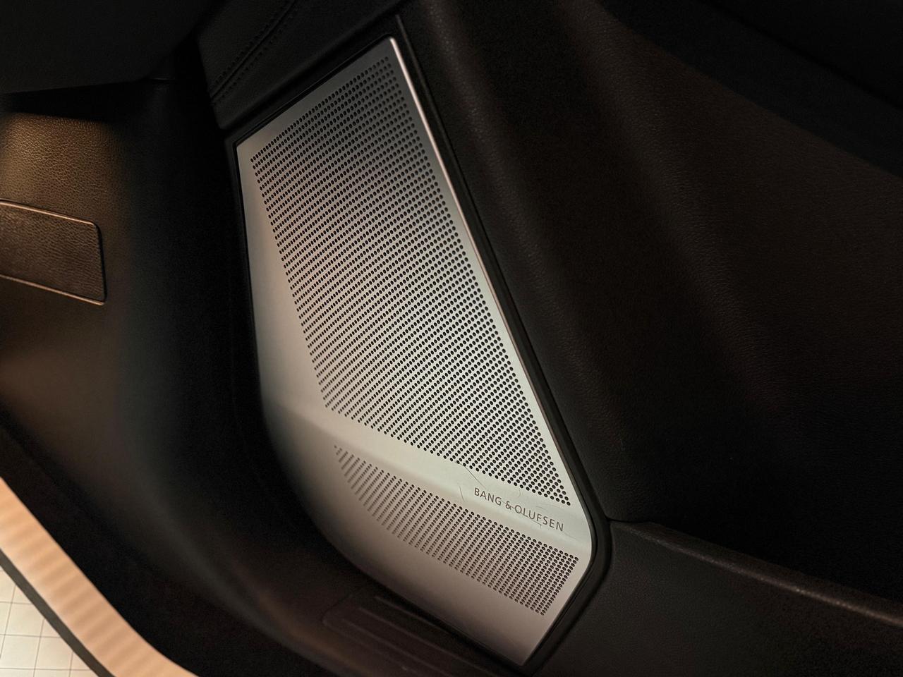 2013 Mercedes-Benz GL-Class GL550/B&O SOUND/CLEAN CARFAX/FULLY LOADED Photo