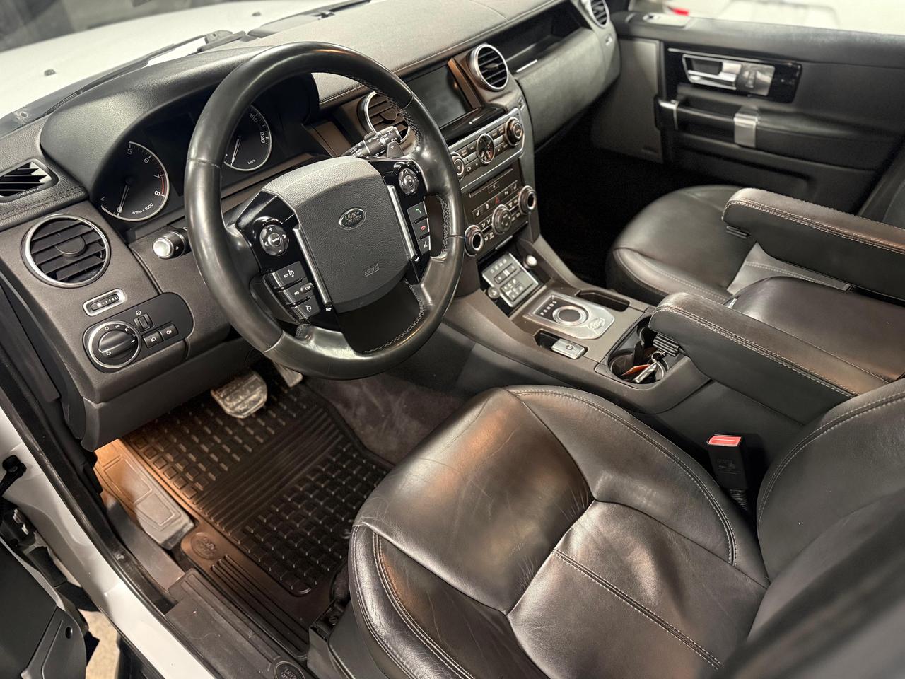 2015 Land Rover LR4 HSE LUXURY|DEALER MAINTAINED|MINT CONDITION|LOADED Photo