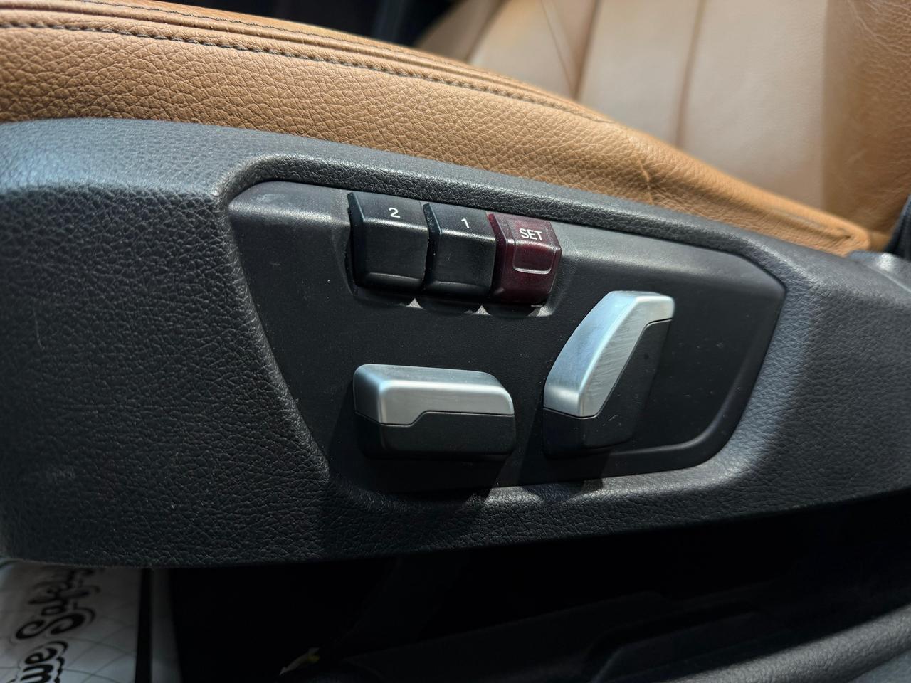 2017 BMW 3-Series 330i xDrive|CLEAN CARFAX|BROWN INTERIOR Photo