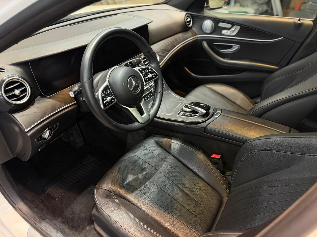 2019 Mercedes-Benz E-Class E300 4MATIC AMG PCKG|CLEAN CARFAX|CARPLAY|BURMESTE Photo