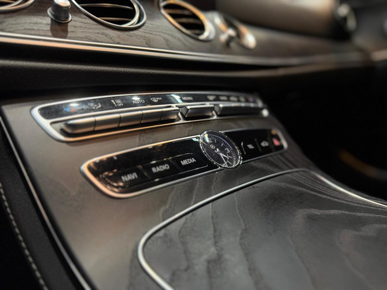 2019 Mercedes-Benz E-Class E300 4MATIC AMG PCKG|CLEAN CARFAX|CARPLAY|BURMESTE Photo