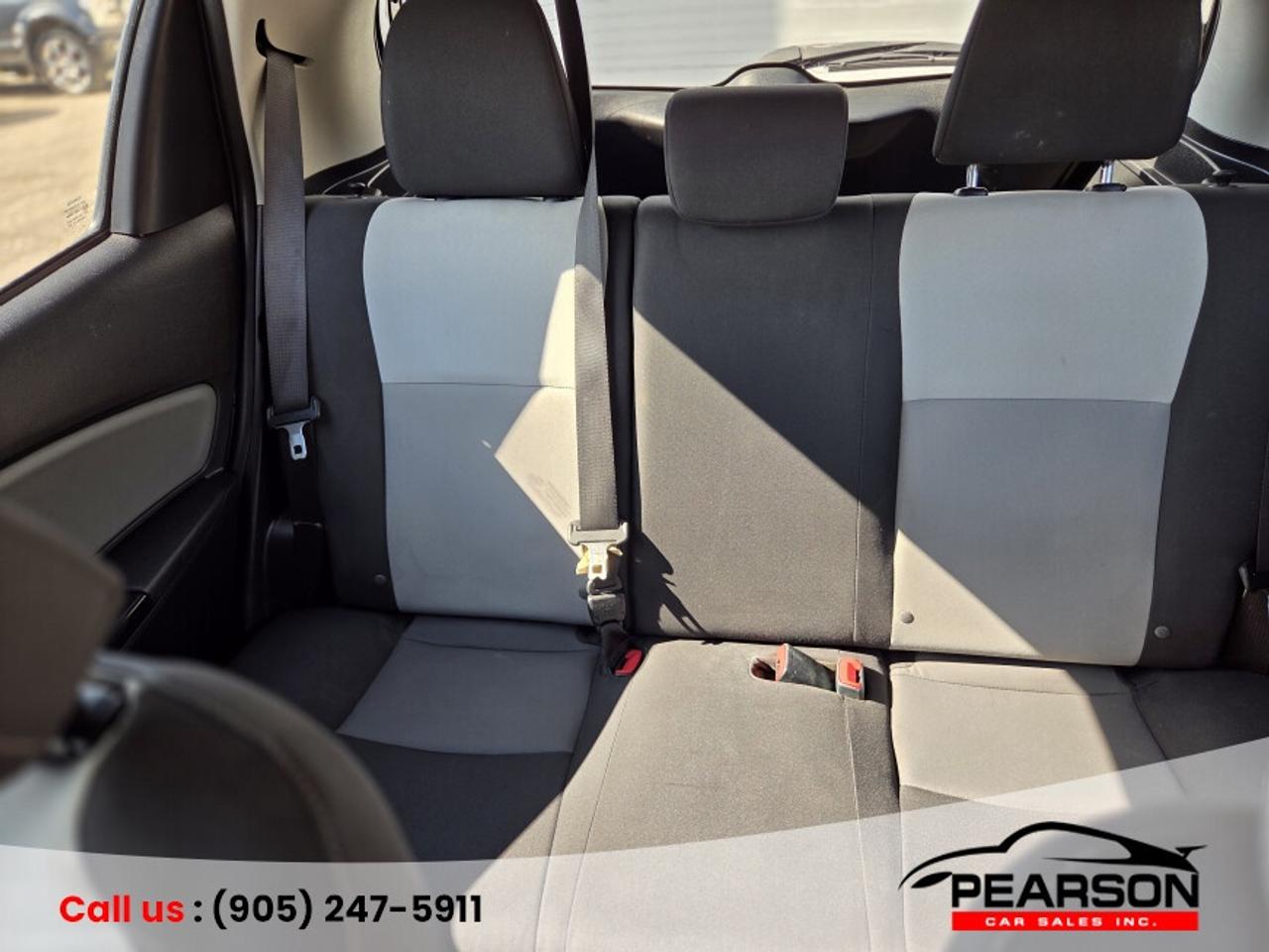 2018 Toyota Yaris LE Photo