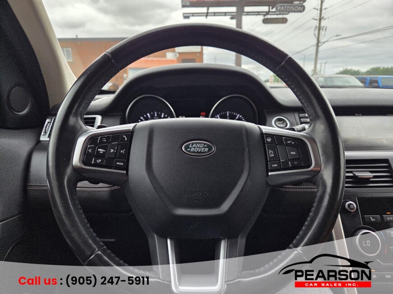 2016 Land Rover Discovery Sport HSE LUX Photo