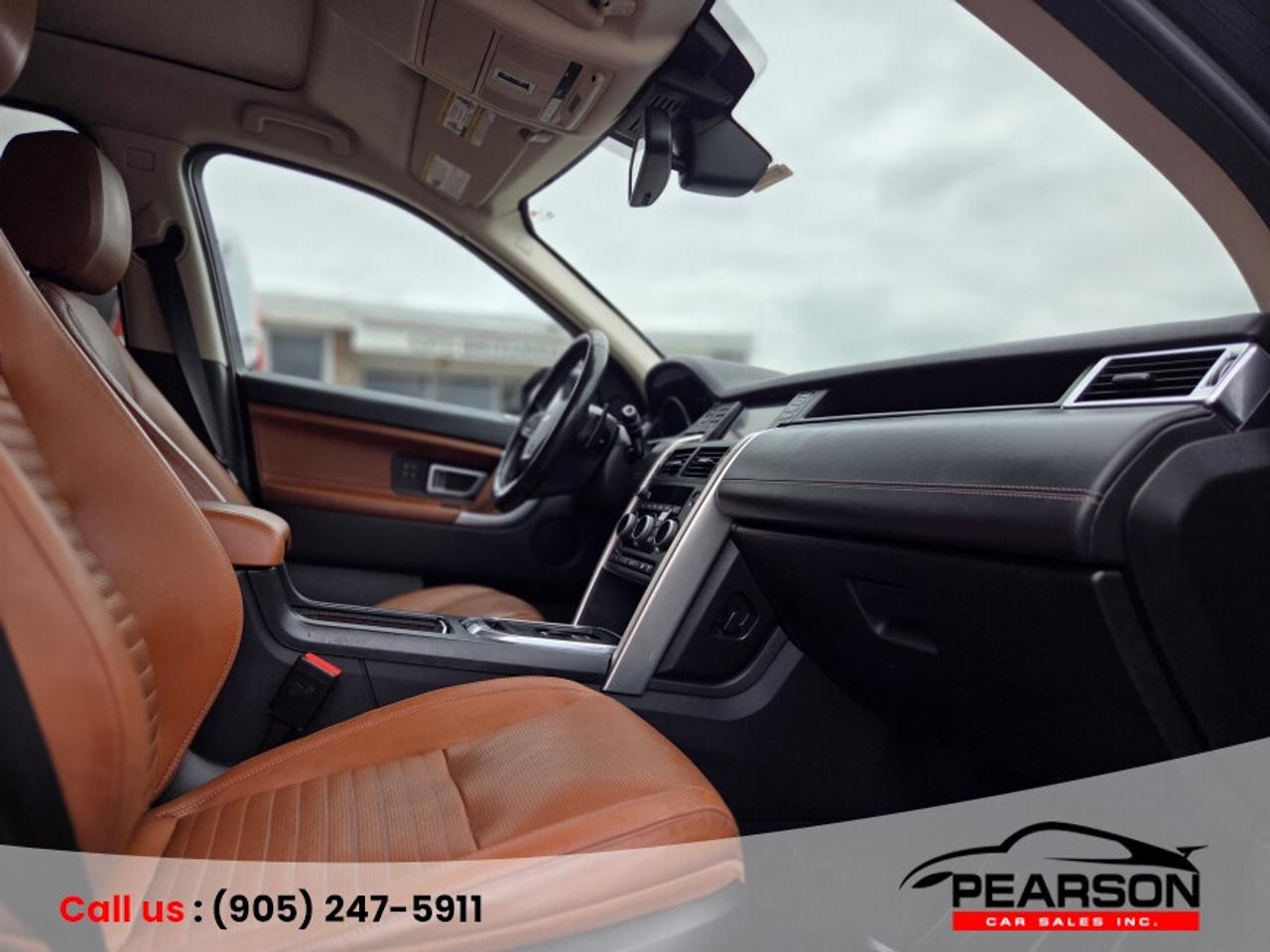 2016 Land Rover Discovery Sport HSE LUX Photo