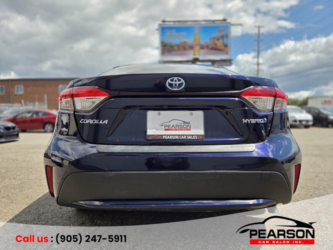 2021 Toyota Corolla LE Hybrid Photo3