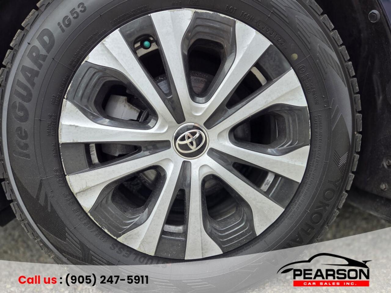 2021 Toyota Corolla LE Hybrid Photo