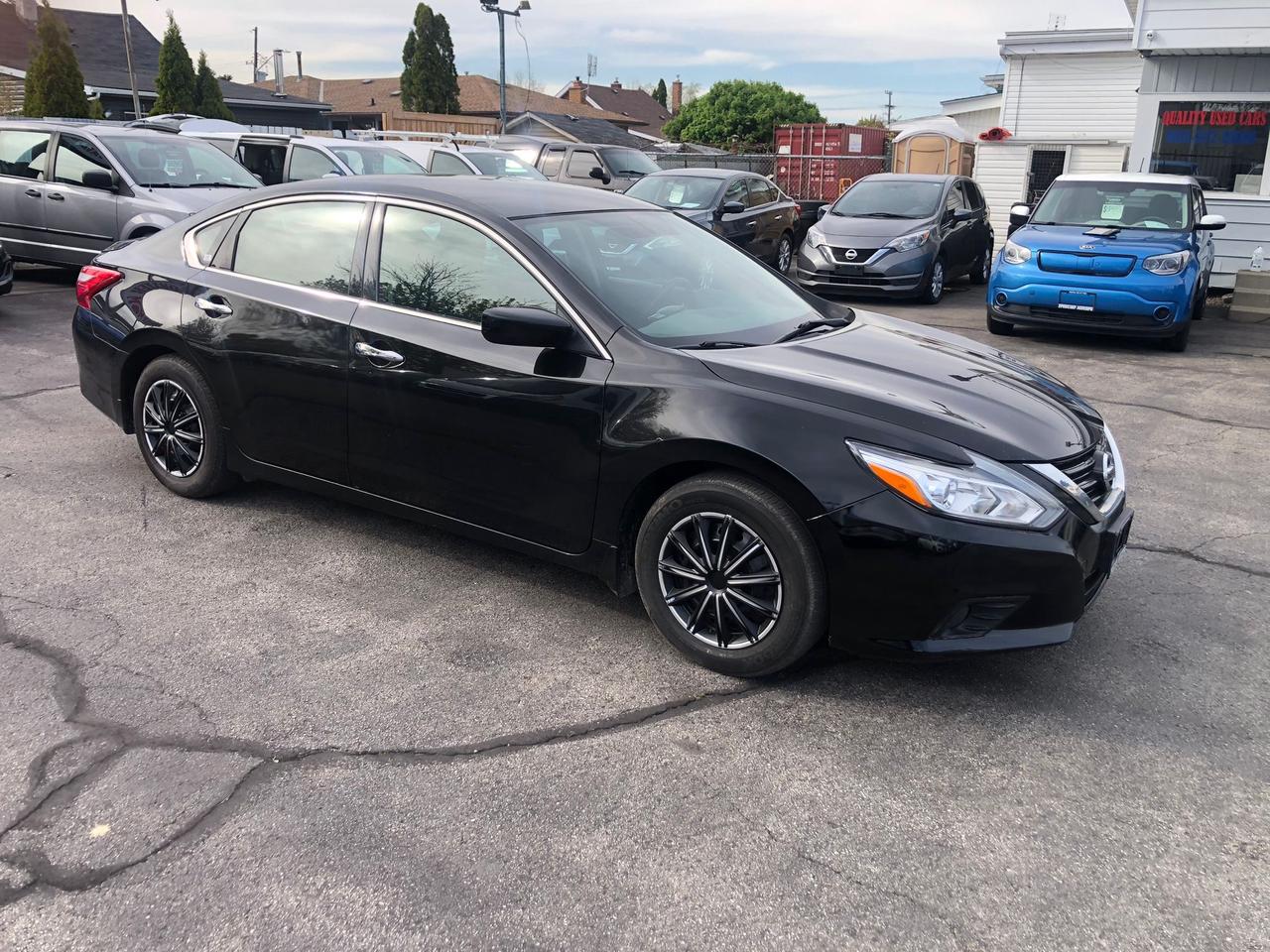 2017 Nissan Altima 2.5 S Photo2