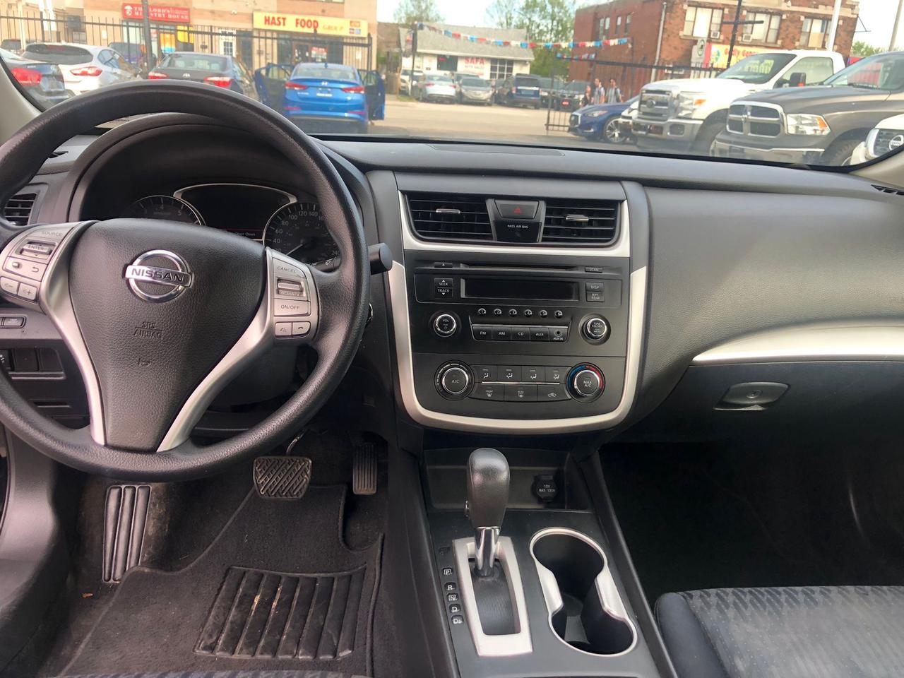 2017 Nissan Altima 2.5 S Photo