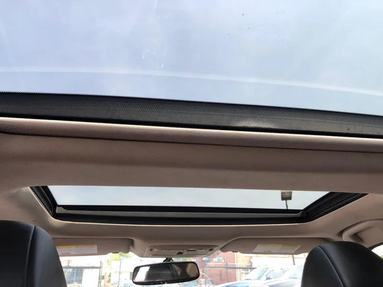 2018 Nissan Maxima SL Photo