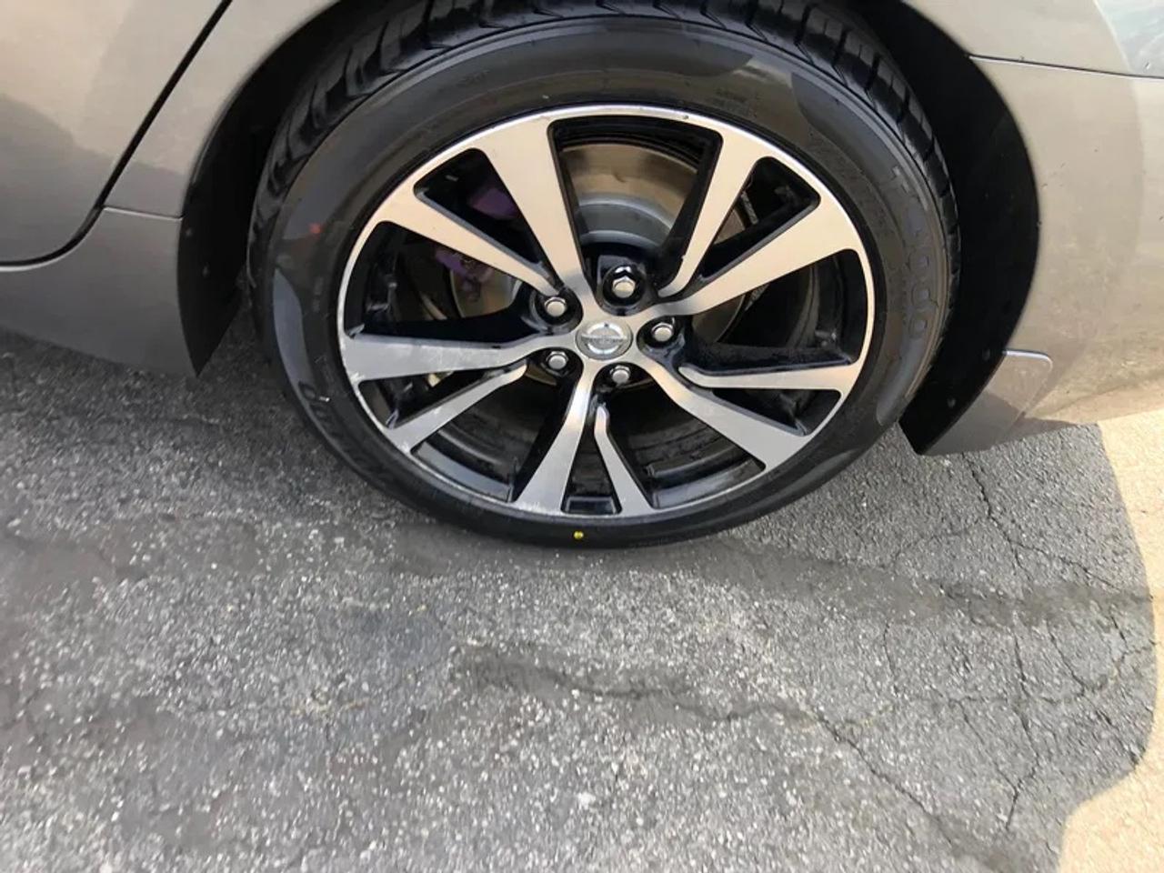 2018 Nissan Maxima SL Photo