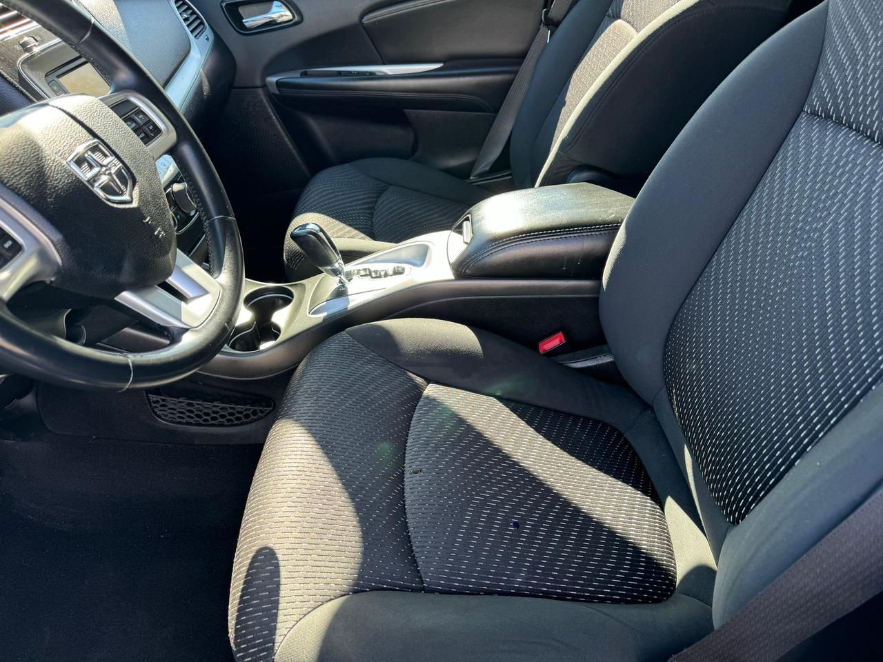 2016 Dodge Journey SXT 7 PASSENGER  Photo