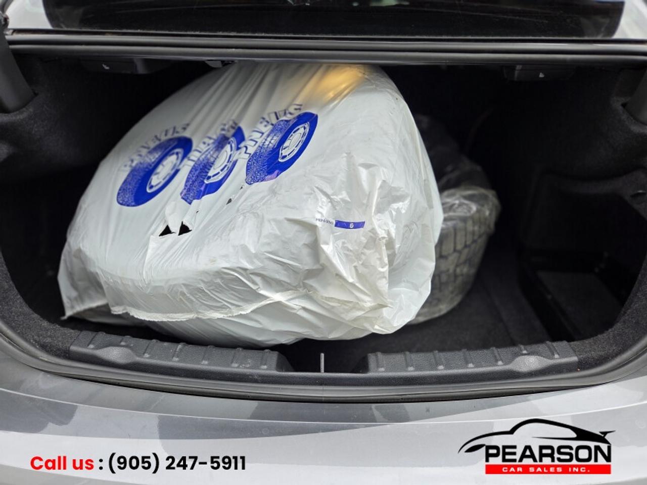 2018 BMW 3-Series 330i xDrive Photo