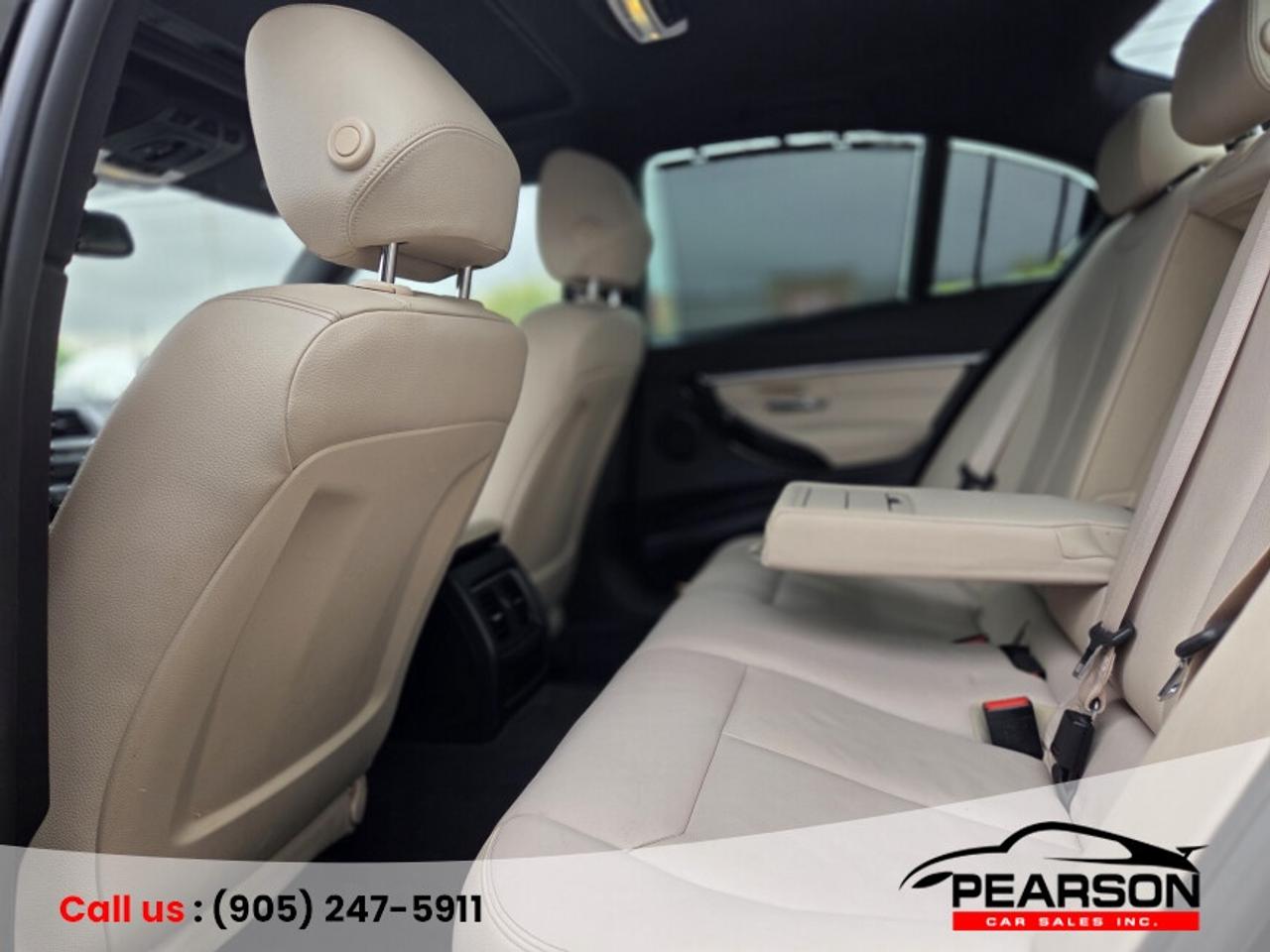 2017 BMW 3-Series 330i xDrive Photo