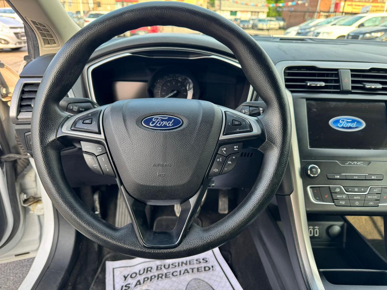 2020 Ford Fusion SE Photo