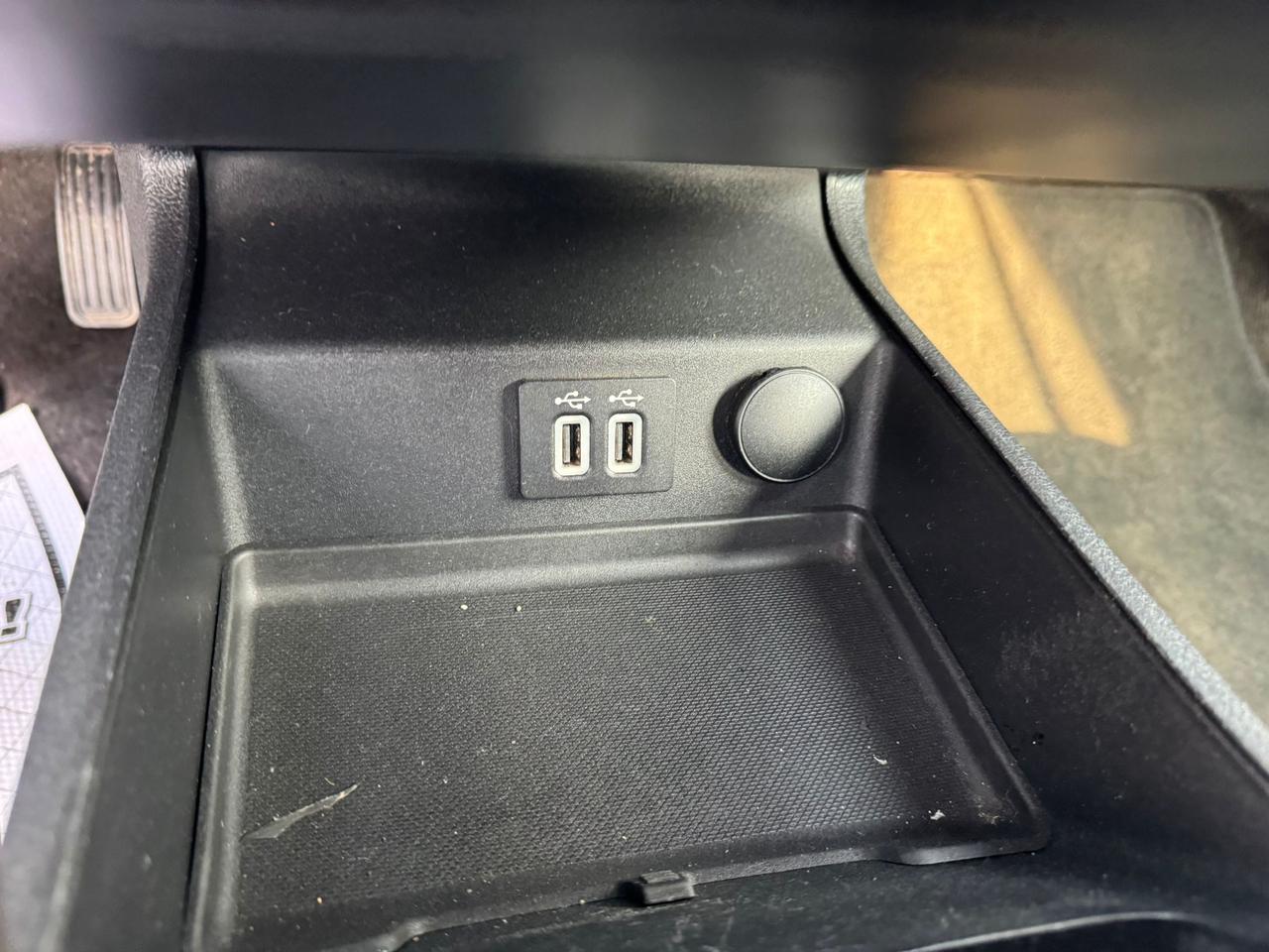 2020 Ford Fusion SE Photo