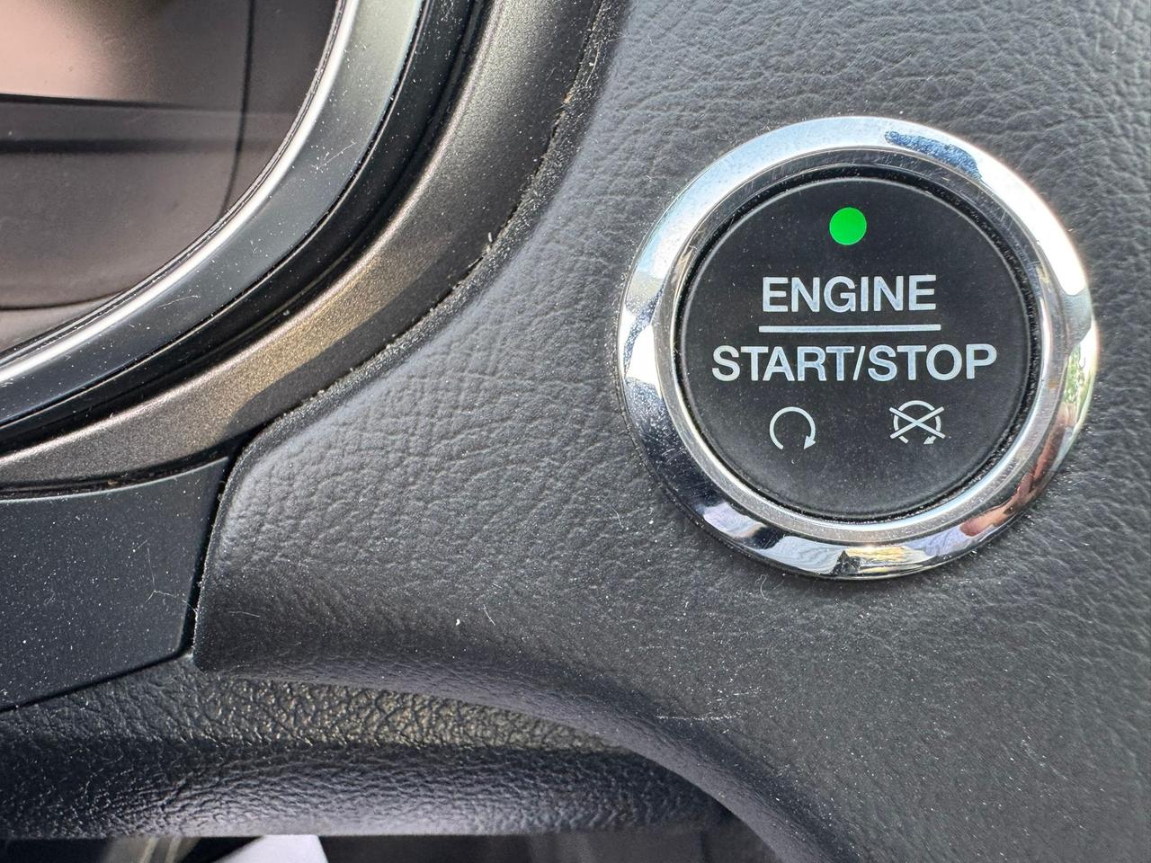 2020 Ford Fusion SE Photo