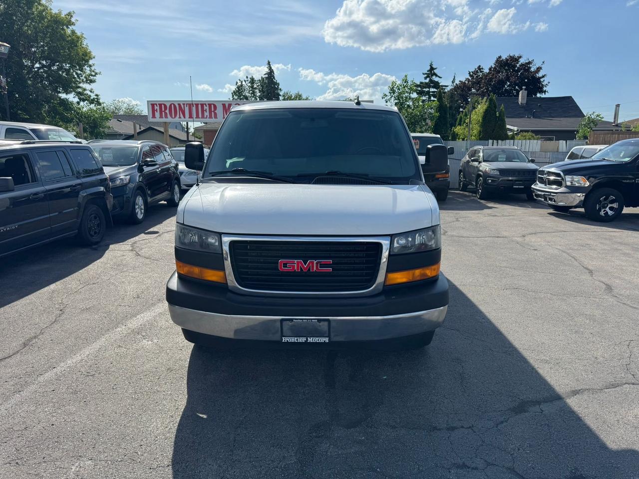2020 GMC Savana 2500 135 Photo