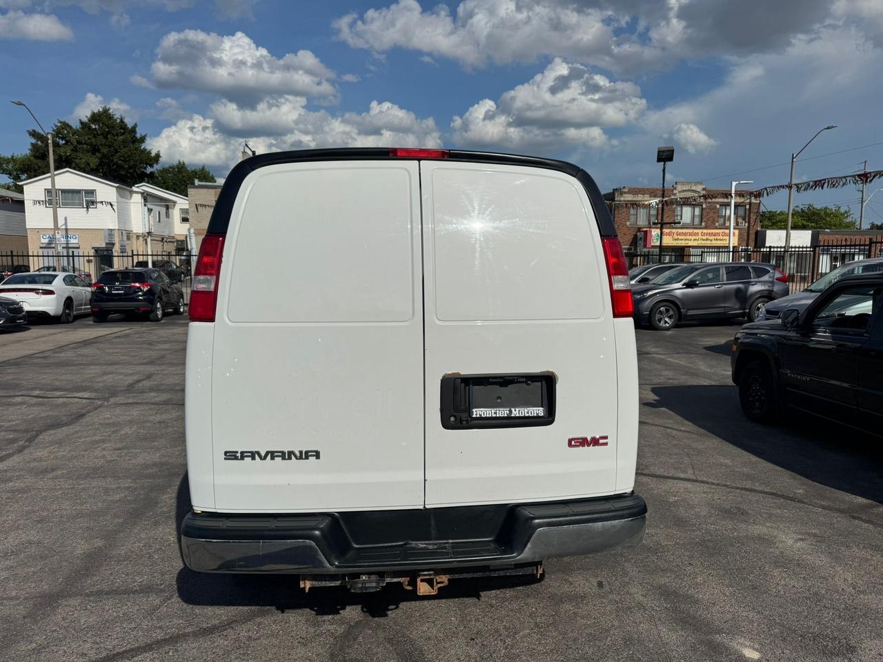 2020 GMC Savana 2500 135 Photo