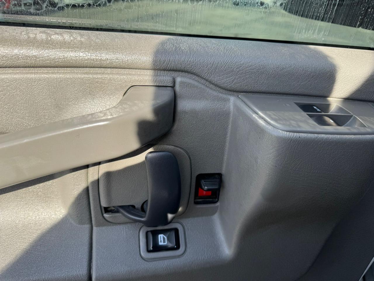 2020 GMC Savana 2500 135 Photo