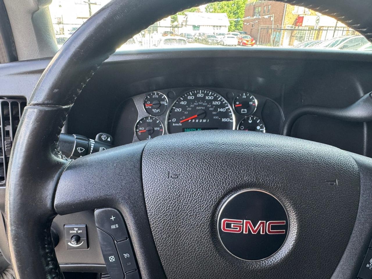 2020 GMC Savana 2500 135 Photo
