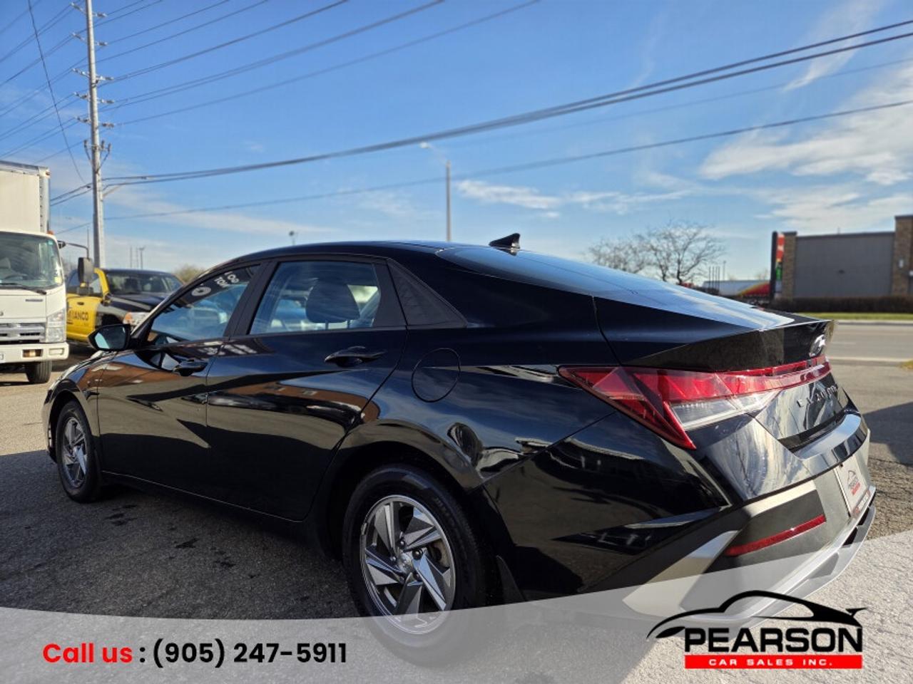 2024 Hyundai Elantra Essential IVT Photo