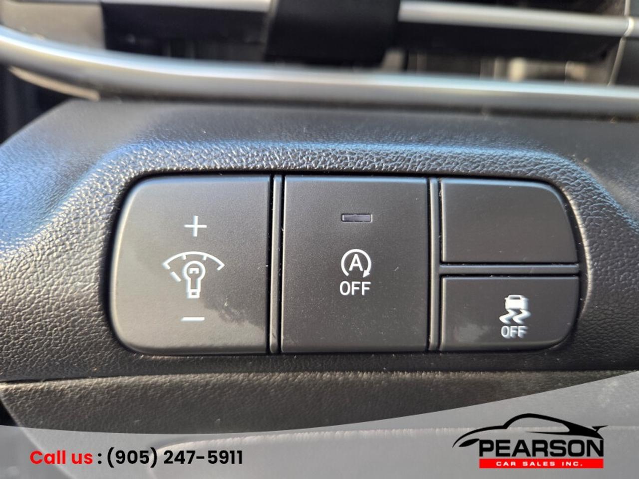 2024 Hyundai Elantra Essential IVT Photo