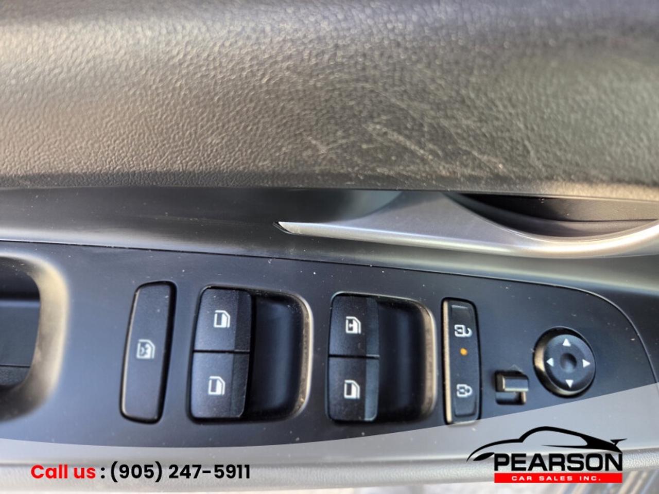 2024 Hyundai Elantra Essential IVT Photo