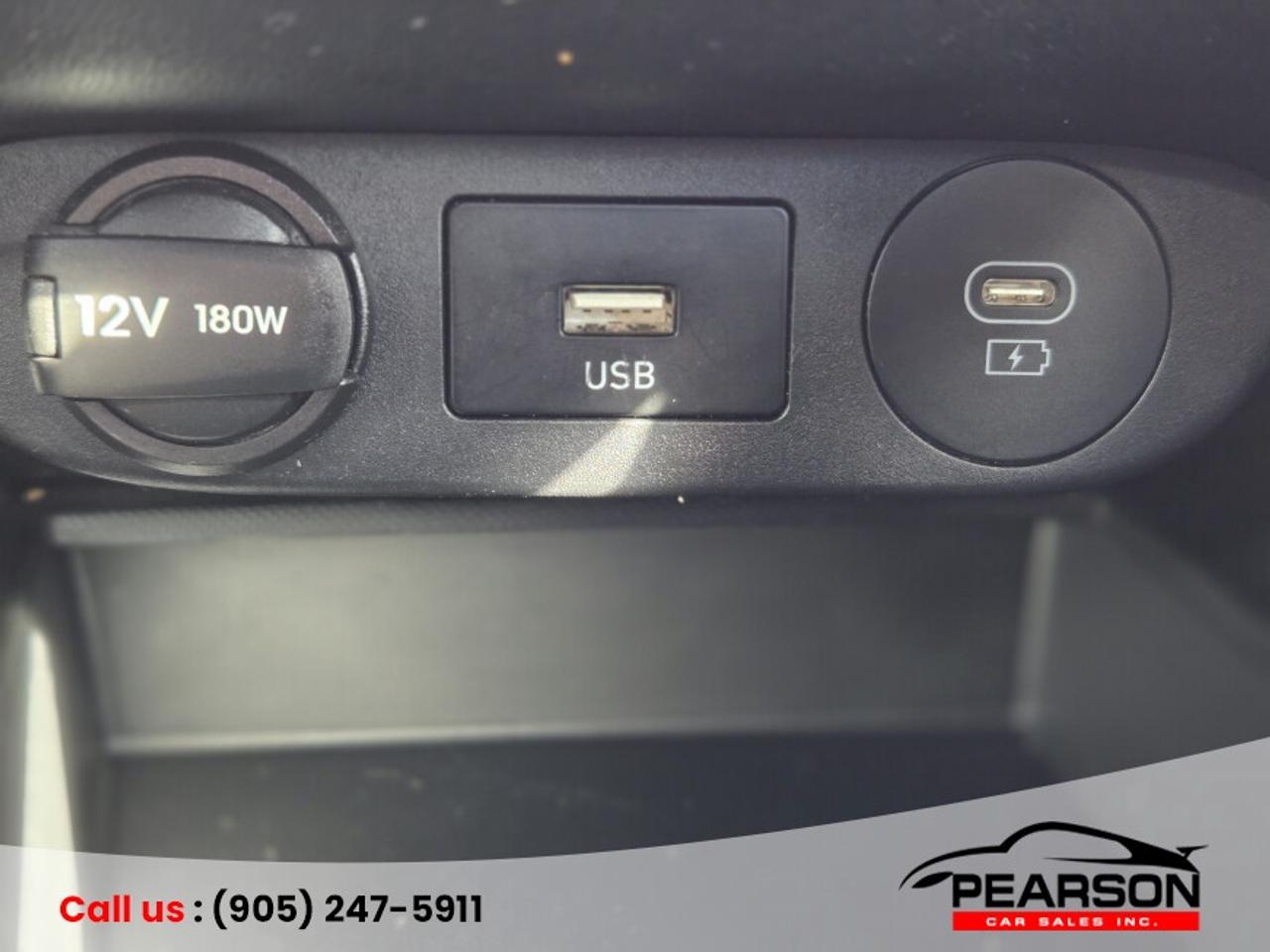 2024 Hyundai Elantra Essential IVT Photo