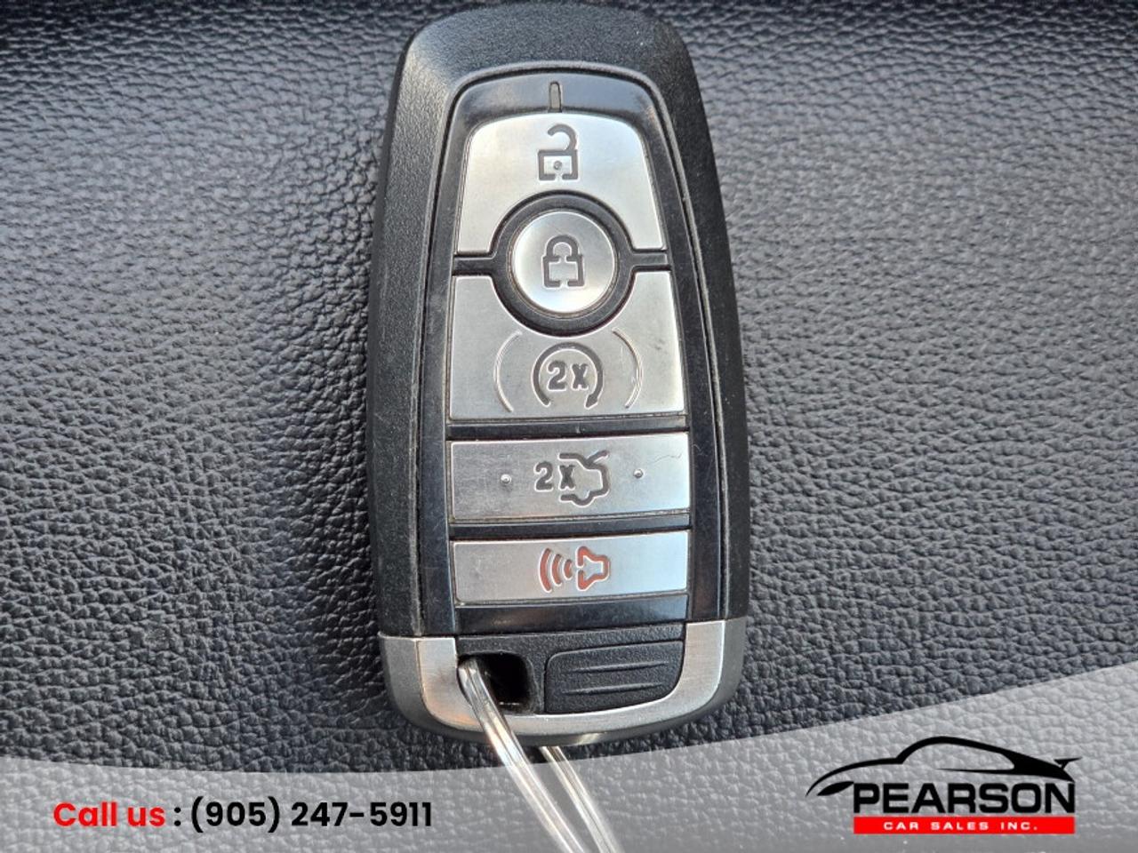 2019 Ford Fusion Hybrid SEL Photo