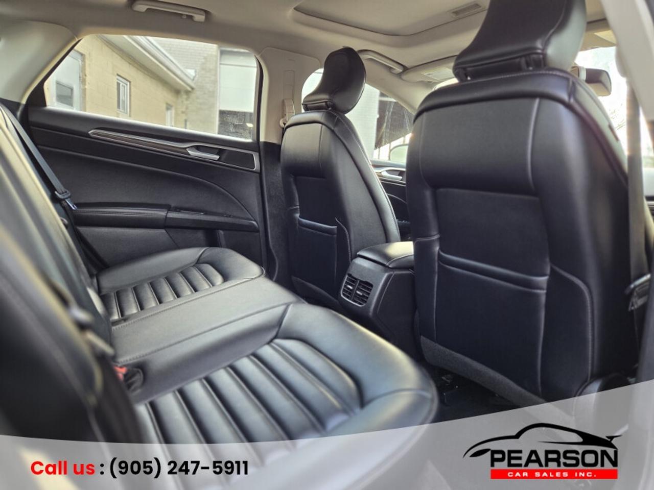 2019 Ford Fusion Hybrid SEL Photo