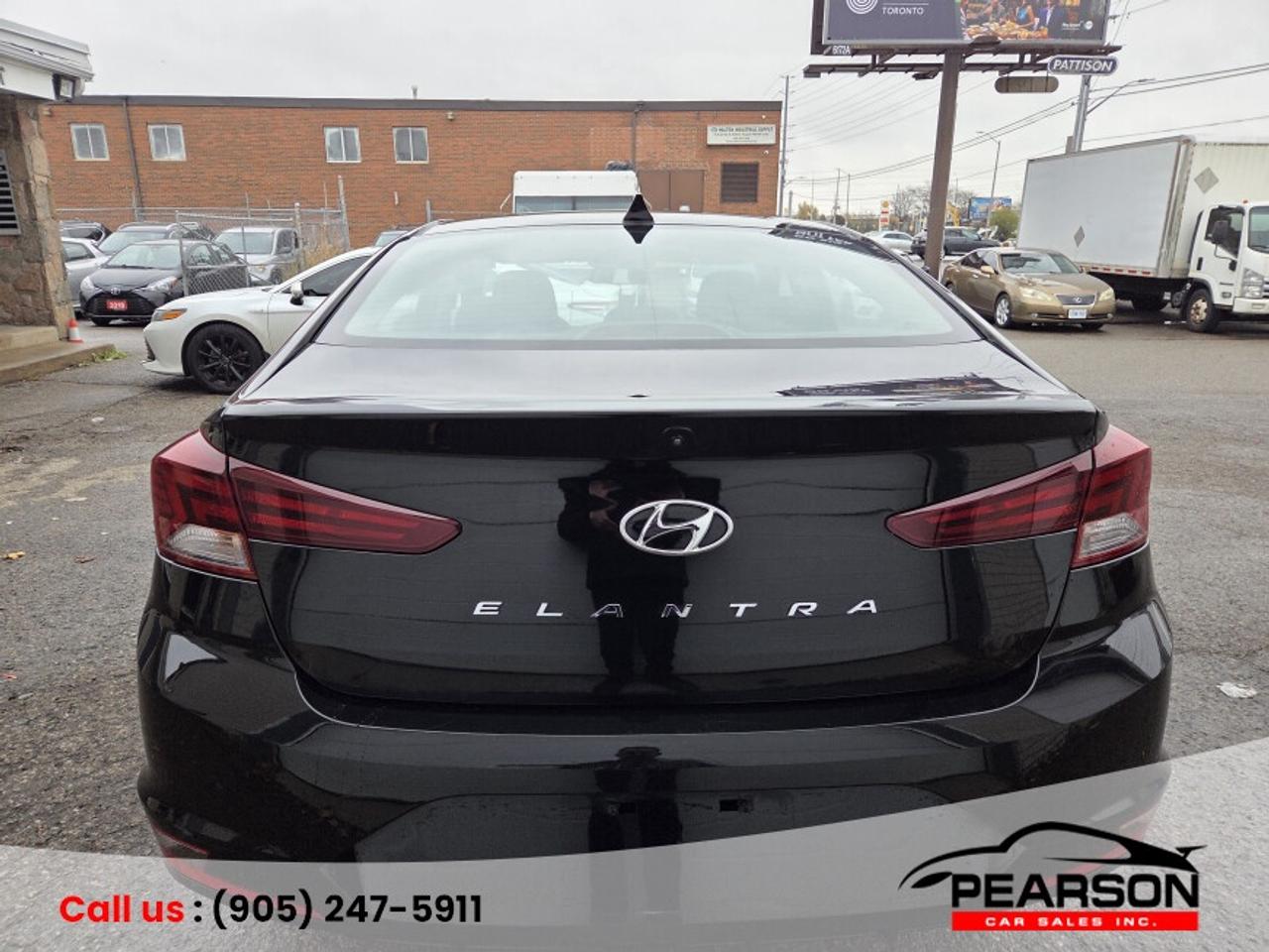 2019 Hyundai Elantra Preferred Photo